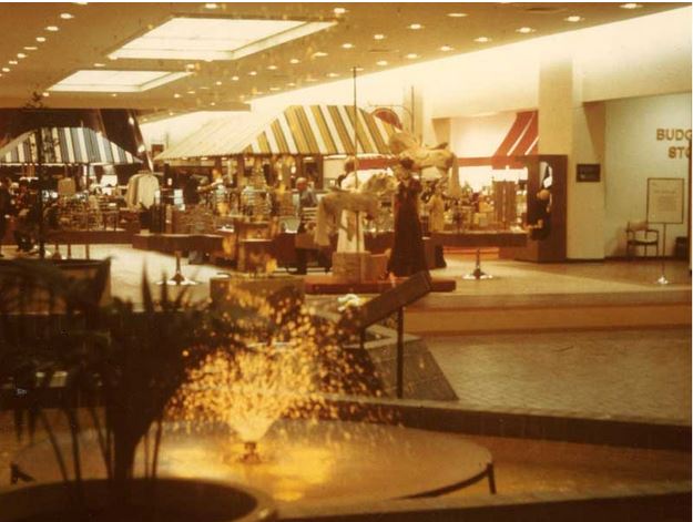 Mall1970s_1
